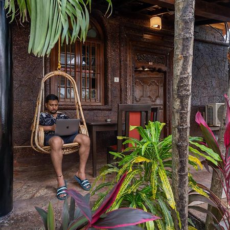 Madpackers Goa Anjuna - Bar Екстериор снимка
