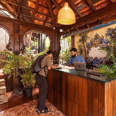 Madpackers Goa Anjuna - Bar Екстериор снимка