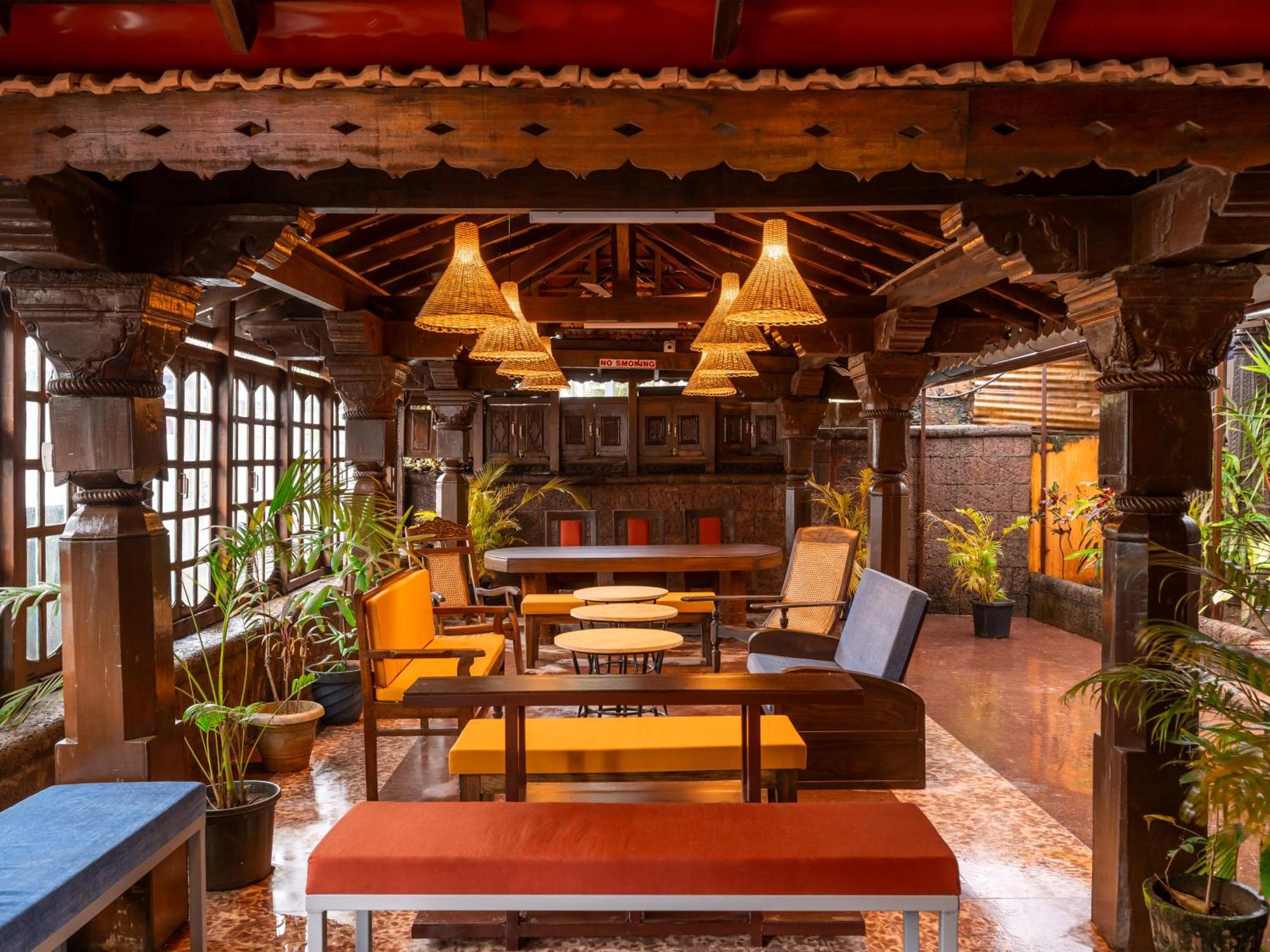 Madpackers Goa Anjuna - Bar Екстериор снимка