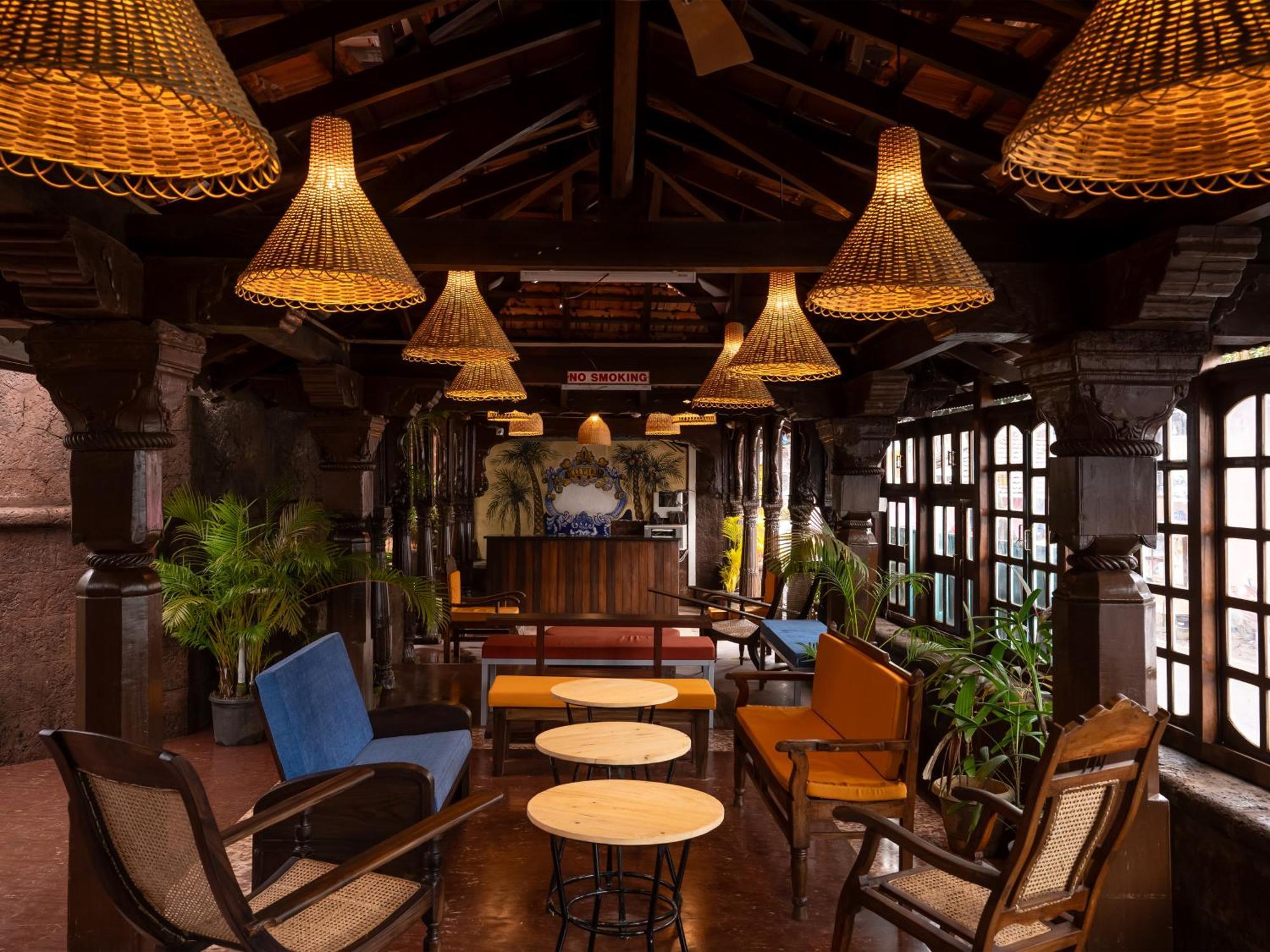 Madpackers Goa Anjuna - Bar Екстериор снимка