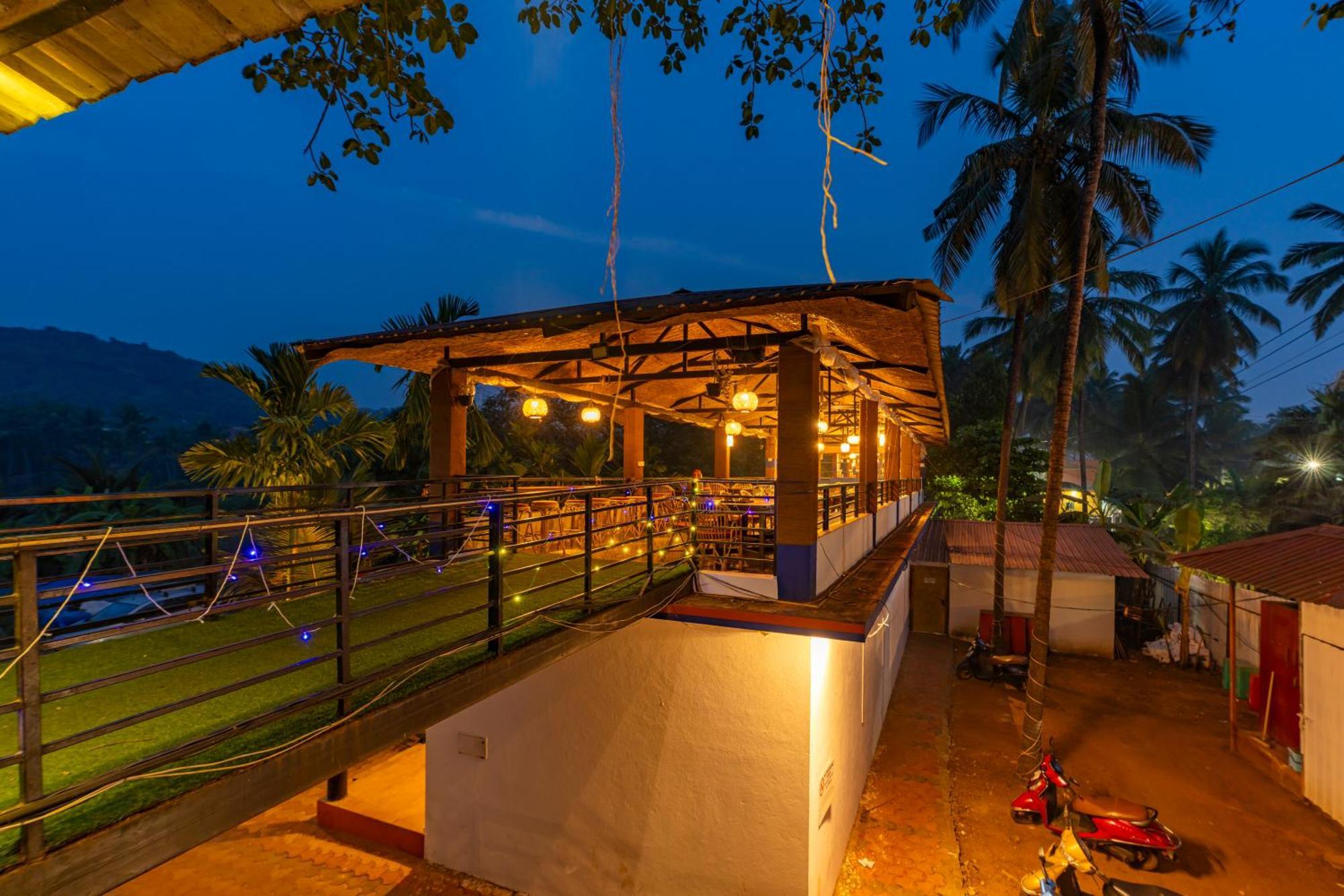 Madpackers Goa Anjuna - Bar Екстериор снимка