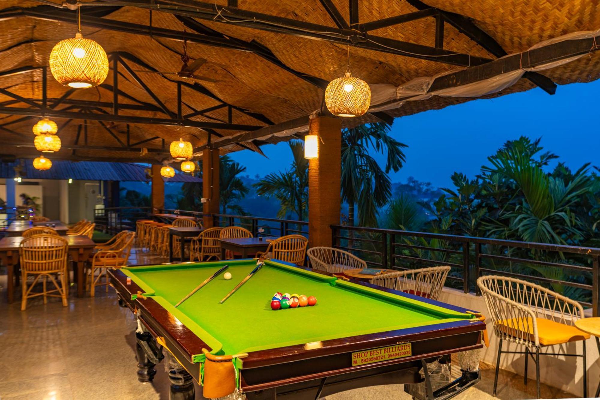 Madpackers Goa Anjuna - Bar Екстериор снимка